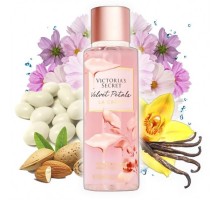 Парфюмированный спрей для тела Victoria's Secret Velvet Petals La Crème